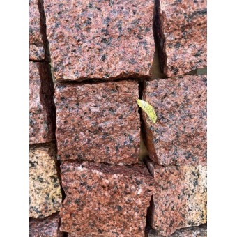 Изображение Брусчатка грантная Лизник колотый (10*10*5) 7,5 кв.м -1 т купить в procom.ua