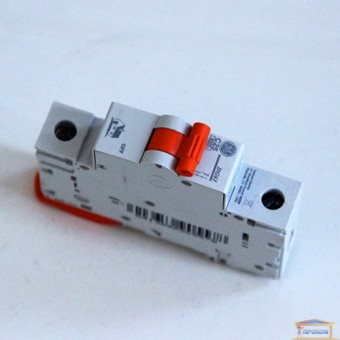 Зображення Автоматичний вимикач 1р/25 General Electric 33212 купити в procom.ua