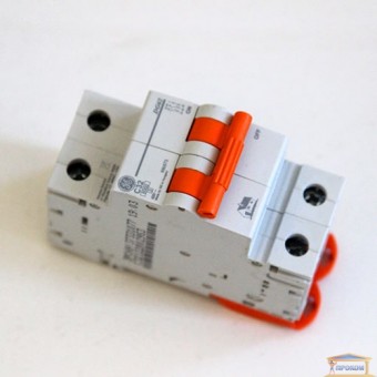 Зображення Автоматичний вимикач 2p/32 General Electric 33221 купити в procom.ua