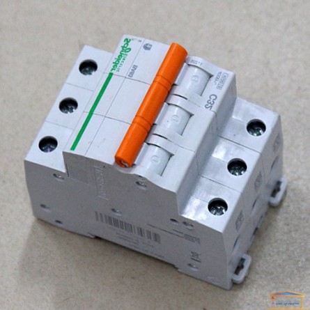 Зображення Автоматичний вимикач 3-32А Schneider Домовий (Болгарія) купити в procom.ua - зображення 2
